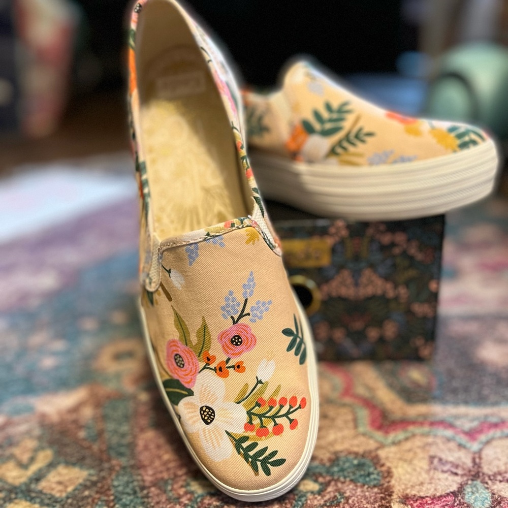 Keds c Rifle Paper Co. Platform slip-ons